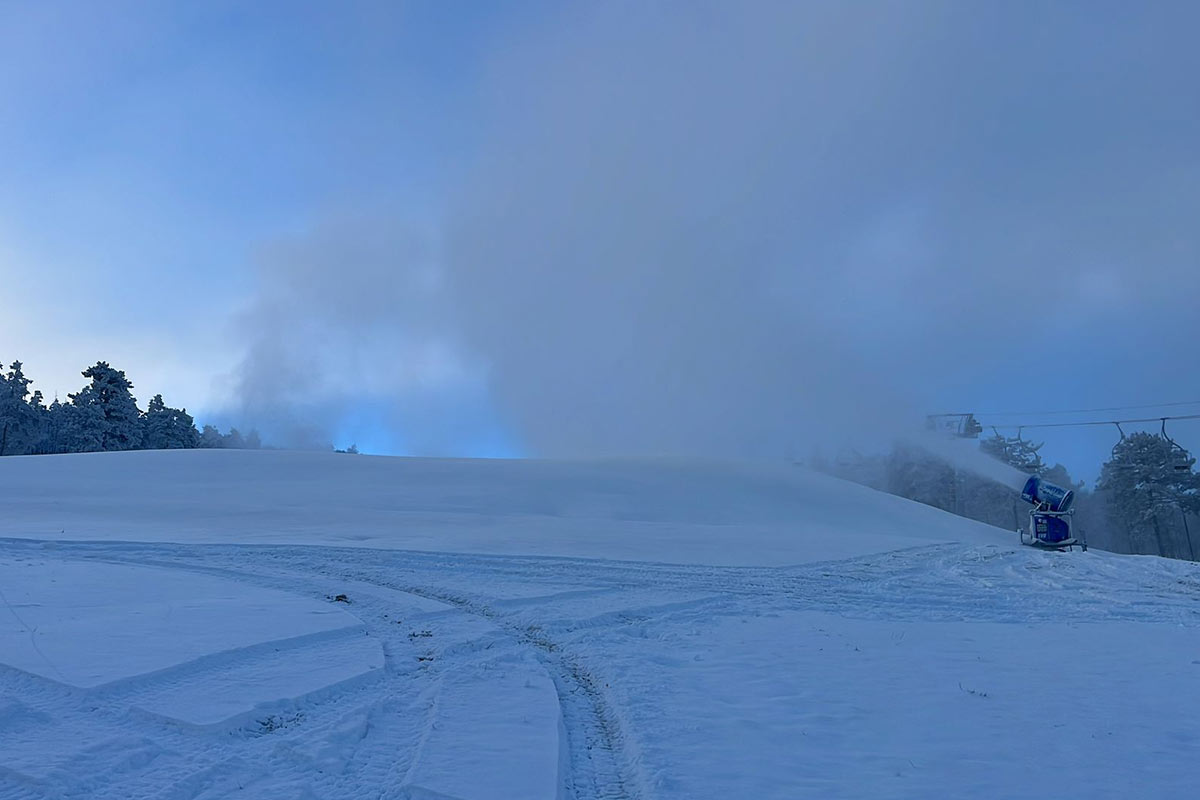 Osnežavanje staze - Divcibare ski resort ski staza Crni vrh